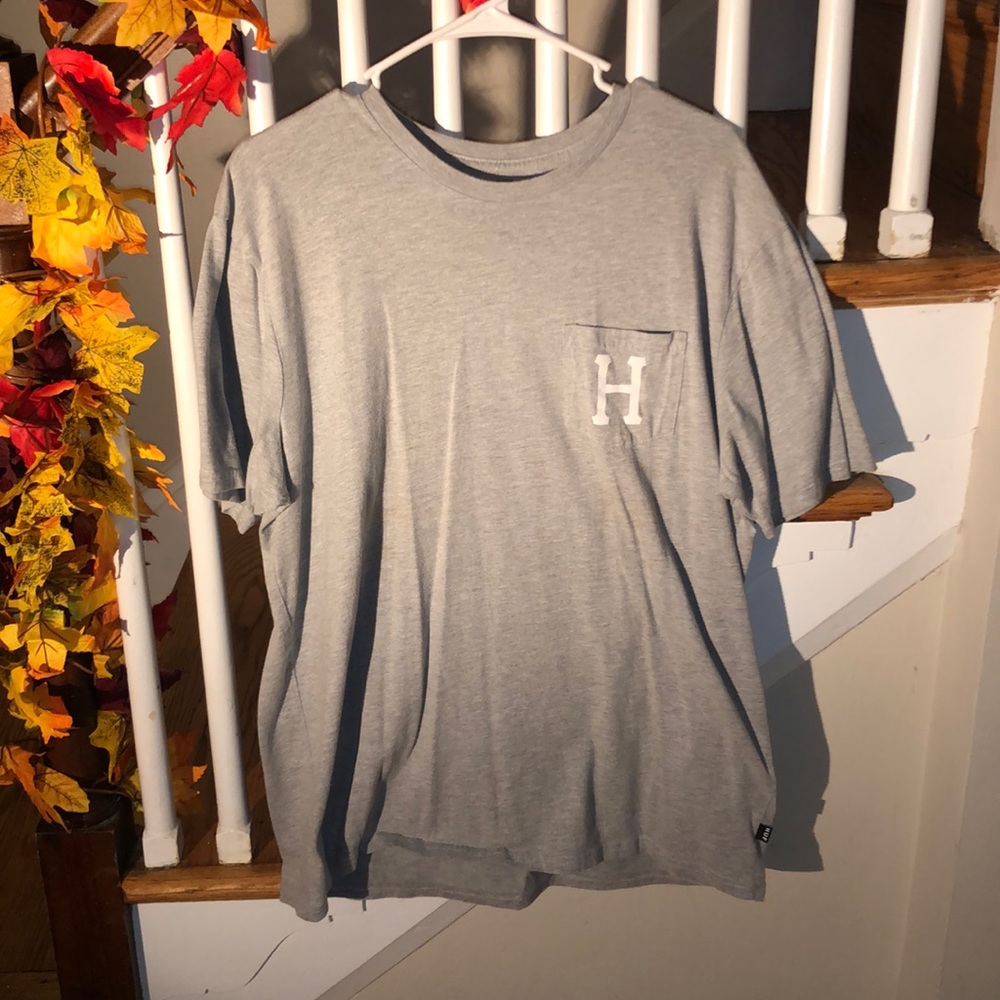 Huf t shirt size XL